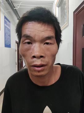 走失者照片 徐州寻亲：中年男子被救助，穿黑色短...