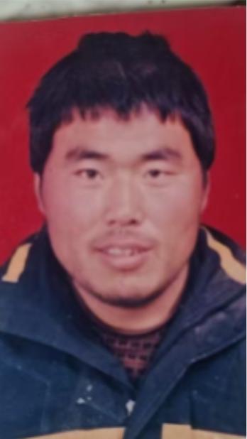走失者照片 渭南市寻人：五旬男子走失，患精神障...