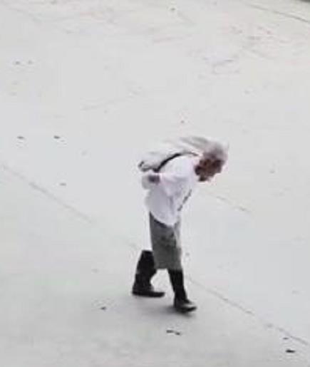 走失者照片 苏州张家港急寻：八旬老人失联，穿白...