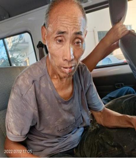 走失者照片 柳州寻亲：五旬男子被救助，穿灰色上...