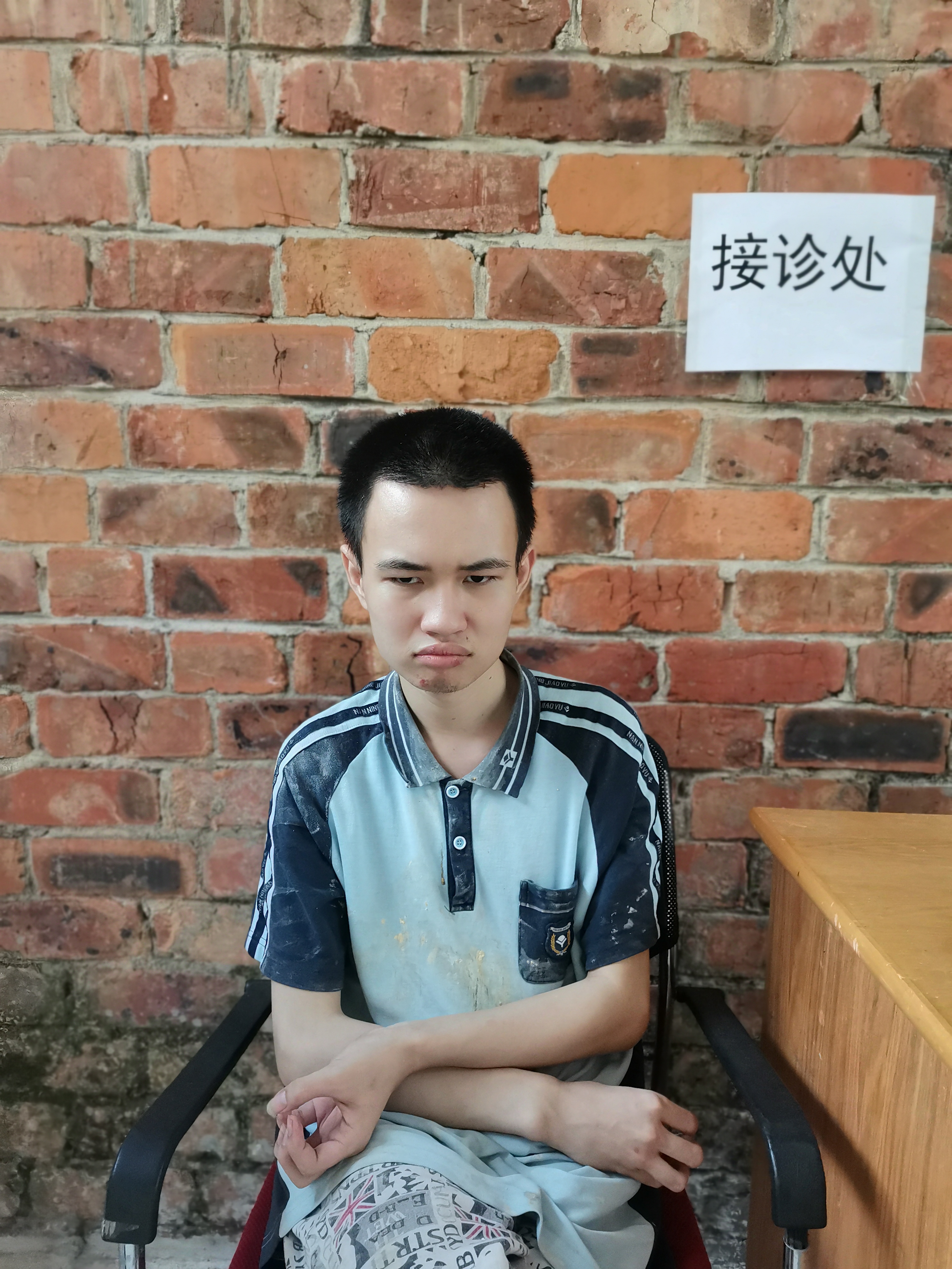 走失者照片 南宁寻亲：12岁男孩被救助，自述叫...