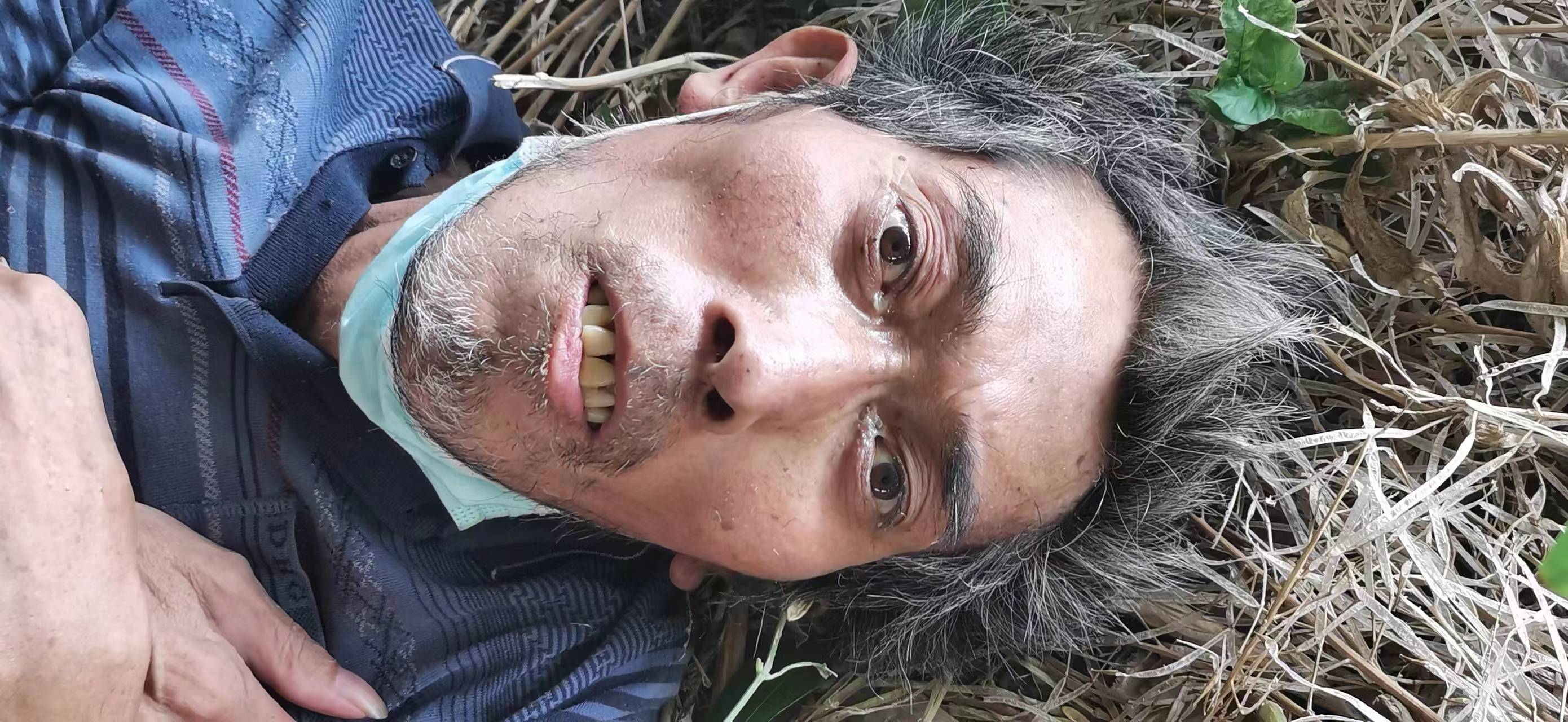 走失者照片 上海寻亲：六旬老人被救助，穿藏青色...