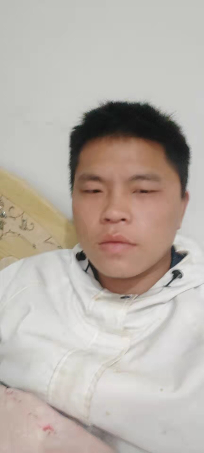 走失者照片 阜阳急寻：青年男子走失，患精神分裂...
