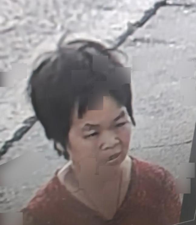 走失者照片 广安市寻人：六旬老太走失，穿红色连...