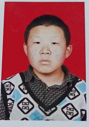 走失者照片 阳泉急寻：15岁男生走失，智力异常...