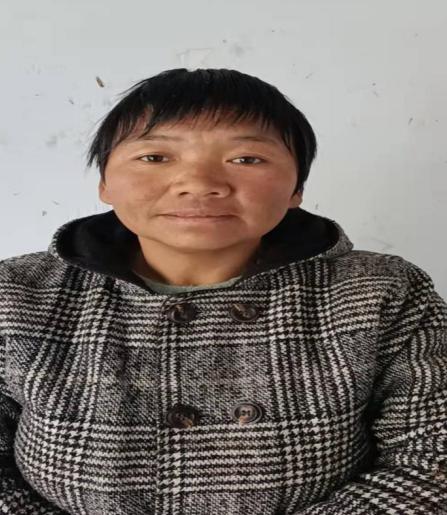 走失者照片 商丘永城寻亲：中年女子被救助，高1...