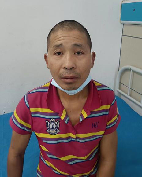 走失者照片 郑州巩义寻亲：中年男子被救助，穿灰...