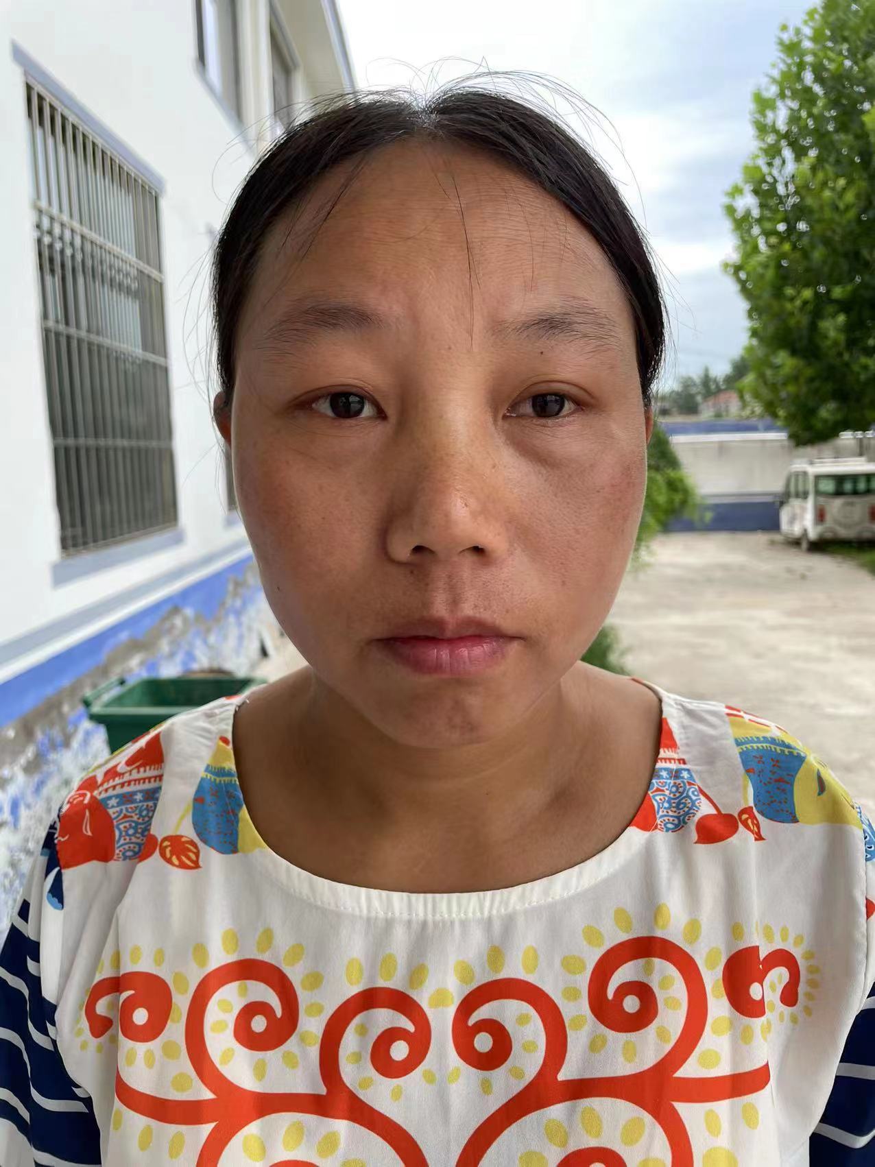 走失者照片 邯郸寻亲：中年女子被救助，高1米6...