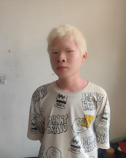 走失者照片 衡水寻亲：13岁男孩自幼被救助，高...