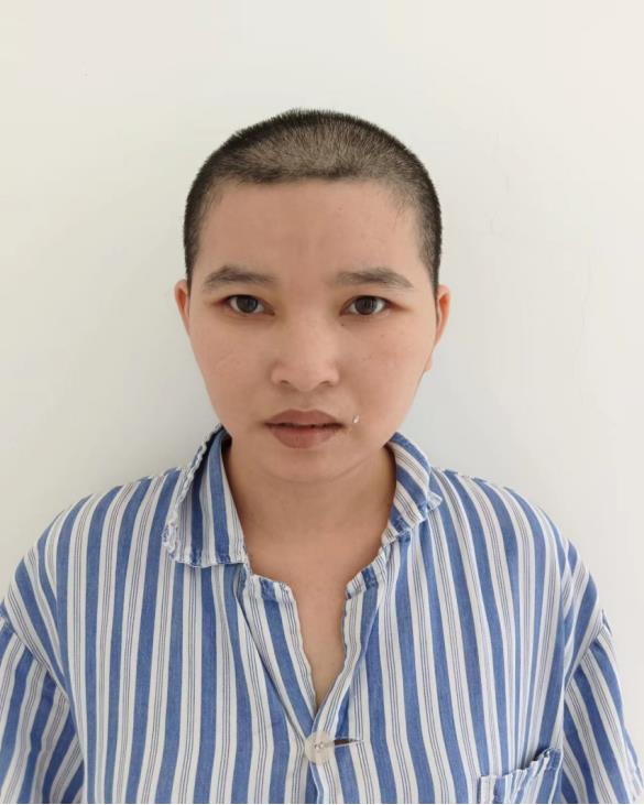 走失者照片 泉州寻亲：青年女子被救助，高1米5...