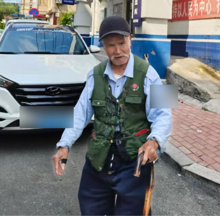 走失者照片 鞍山市寻人：八旬老人走失，患智力障...