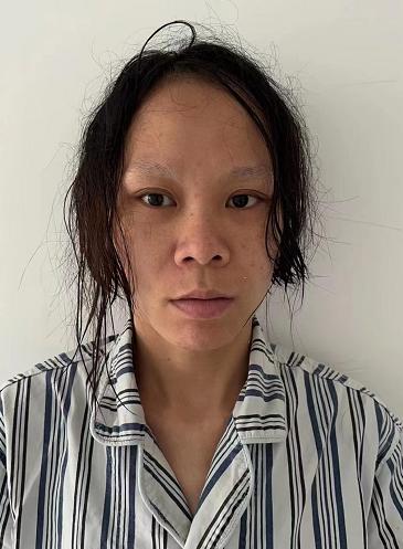 走失者照片 南宁寻亲：青年女子被救助，穿白色衣...