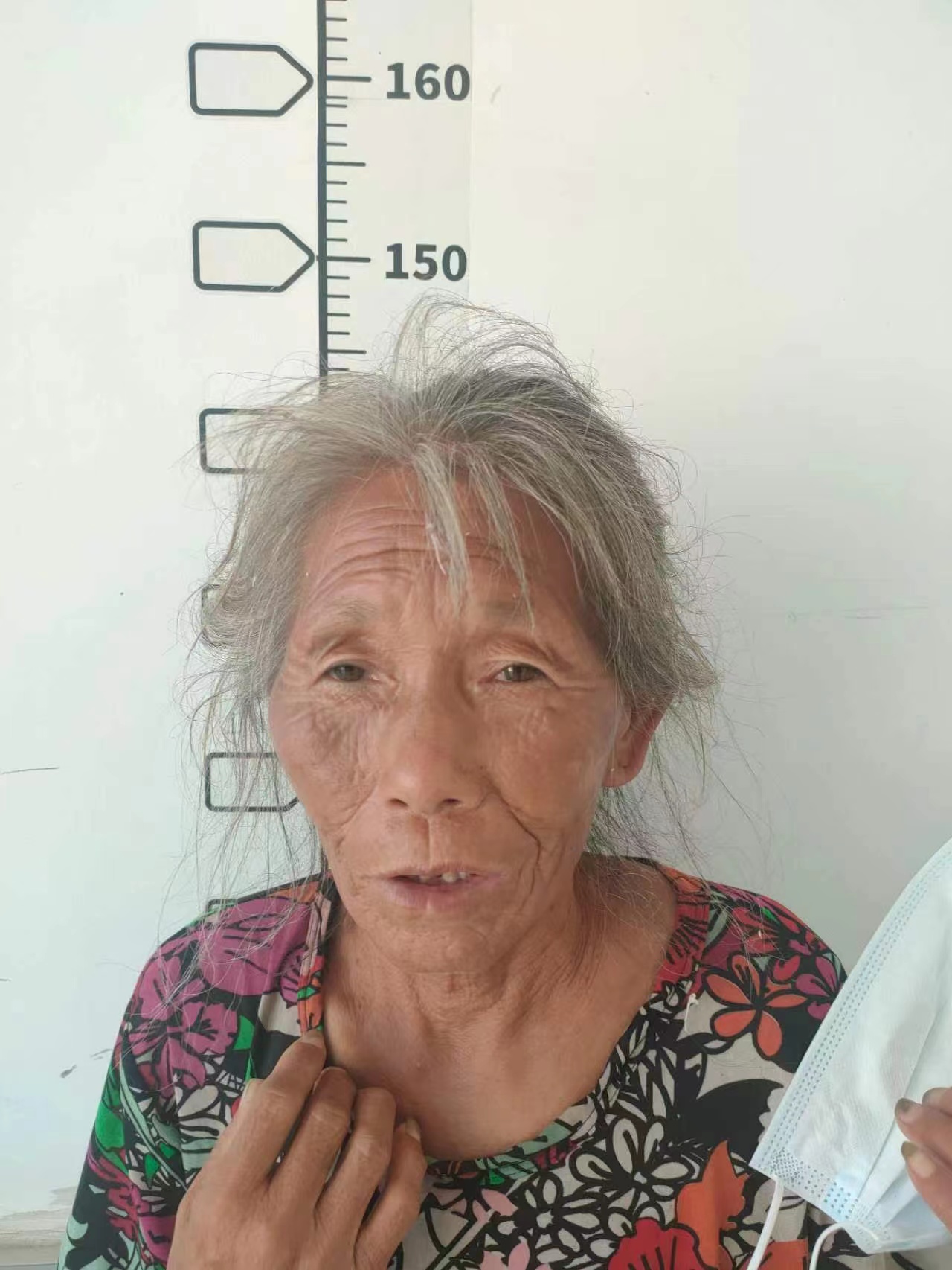 走失者照片 阜阳寻亲：六旬老太被救助，自述叫张...