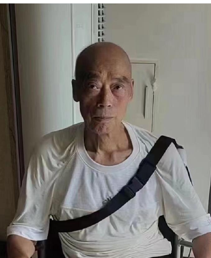 走失者照片 乐山寻人：七旬老人走失，高1米65...
