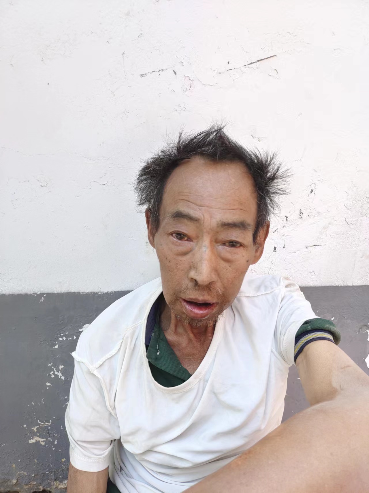 走失者照片 谁家老人走丢了？六旬老人在渭南被救...