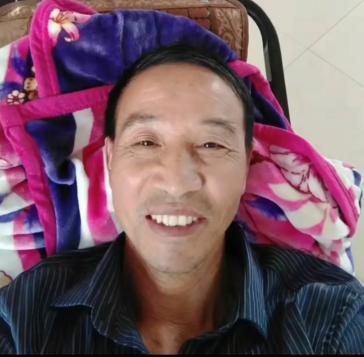 走失者照片 孝感汉川急寻：六旬老人走失，穿蓝色...