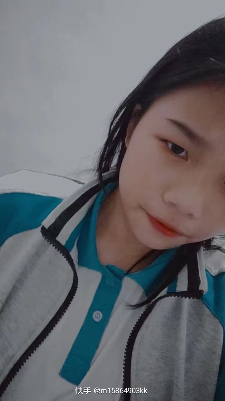 走失者照片 黔东南急寻：14岁女孩失联，穿白色...