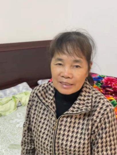 走失者照片 南宁市寻人：六旬老太走失，穿米黑相...