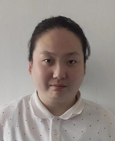 走失者照片 济宁寻亲：青年女子被救助多年，患智...