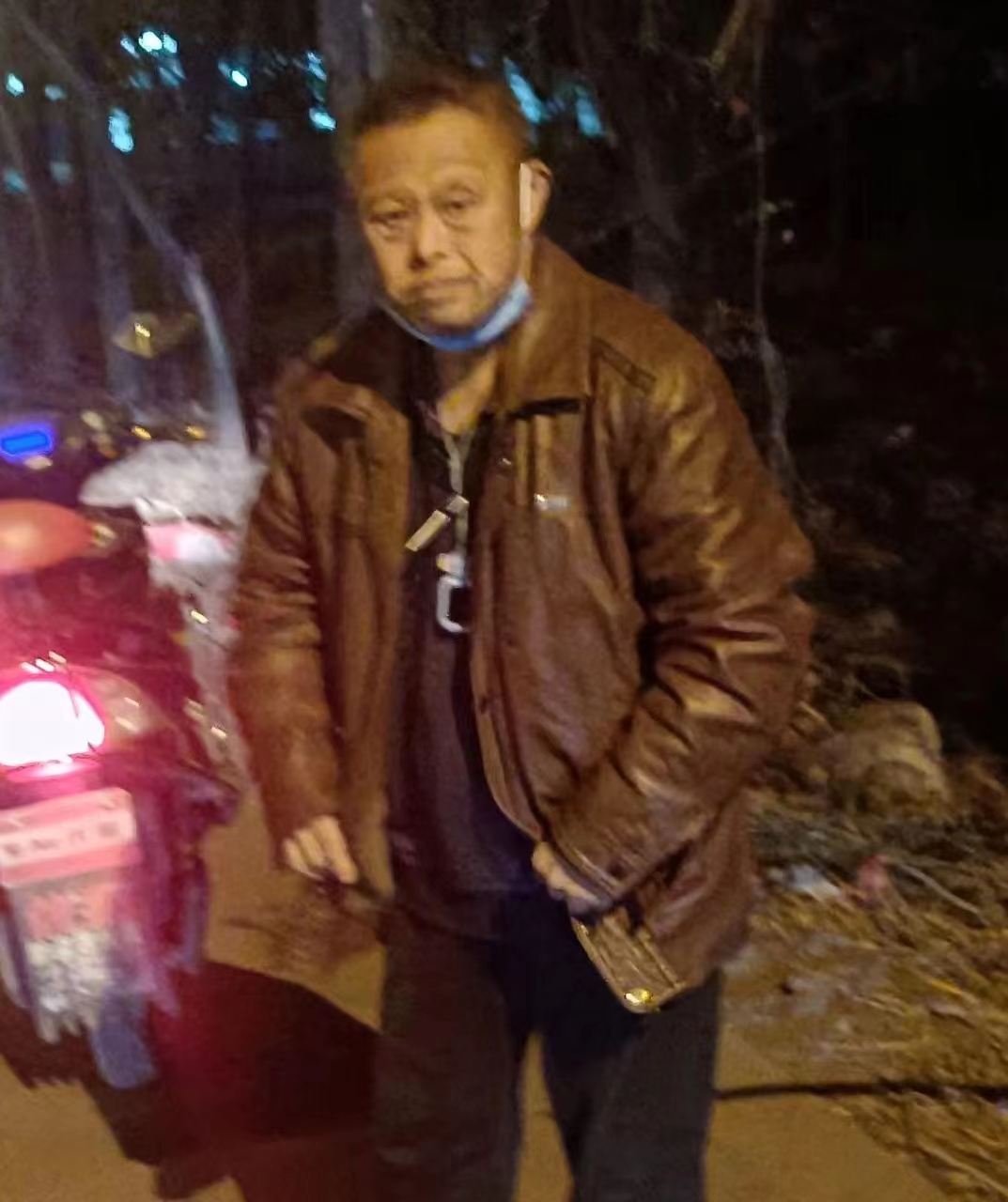 走失者照片 平顶山急寻：五旬男子走失，患智力障...