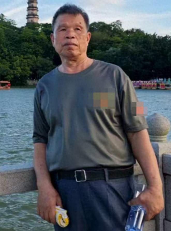 走失者照片 南宁市寻人：七旬老人走失，穿蓝色翻...