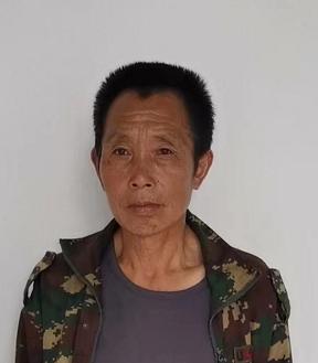 走失者照片 襄阳宜城寻亲：六旬老人被救助，穿迷...