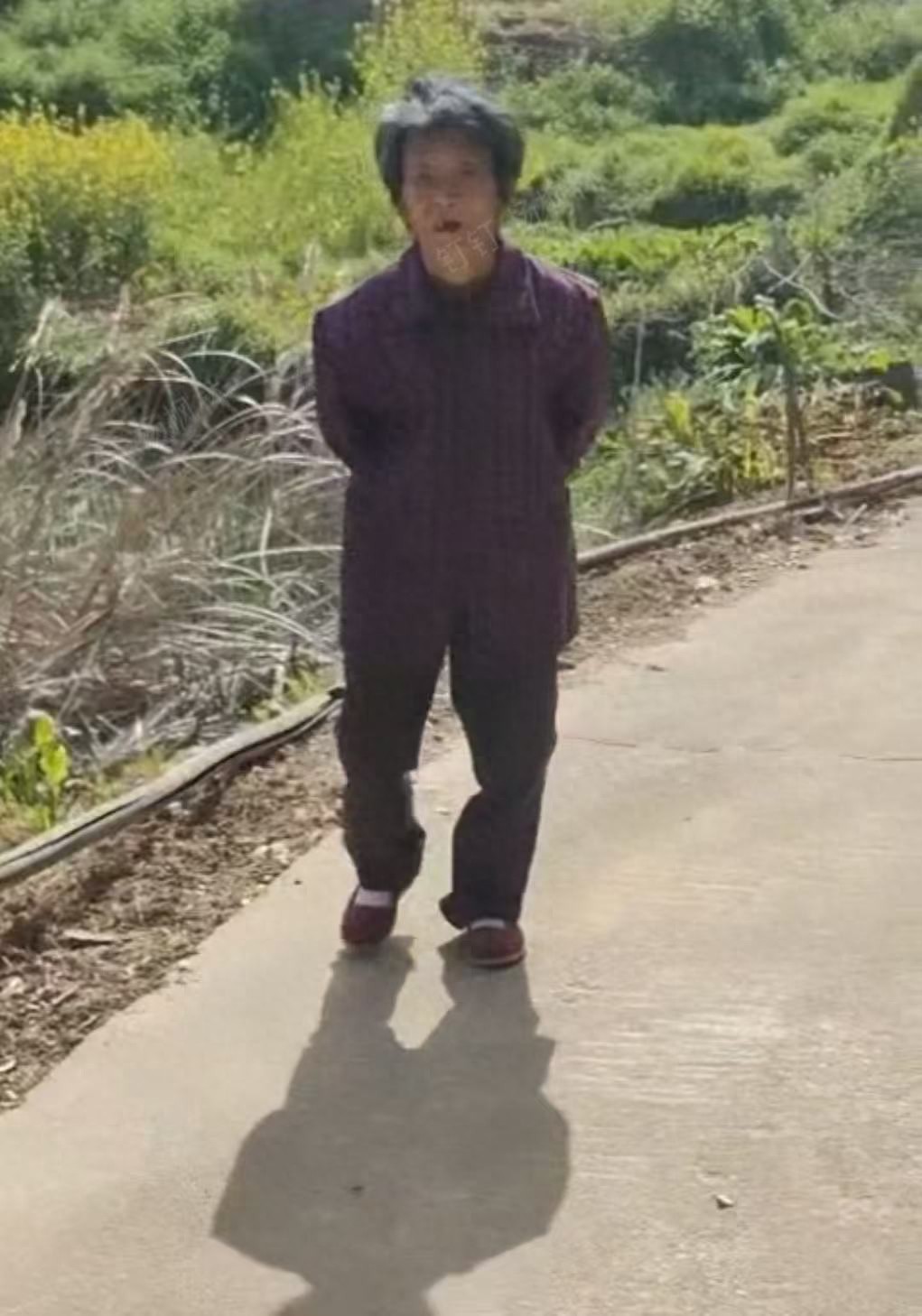 走失者照片 孝感市寻人：七旬老太走失，患精神障...