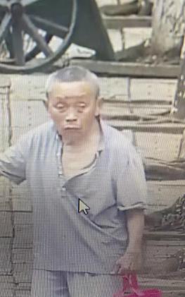 走失者照片 宜宾寻人！八旬老人失联，穿灰色衣裤...