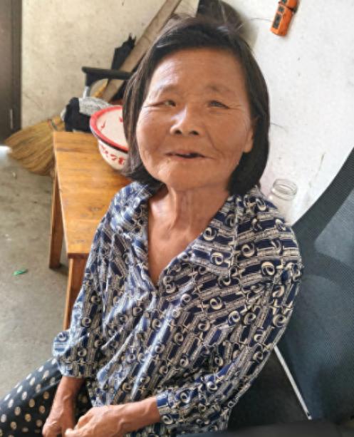 走失者照片 安庆市寻人：六旬老太走失，患智力障...