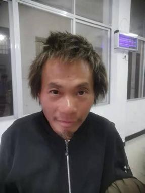 走失者照片 吉安寻亲！中年男子被救助，穿黑色衣...