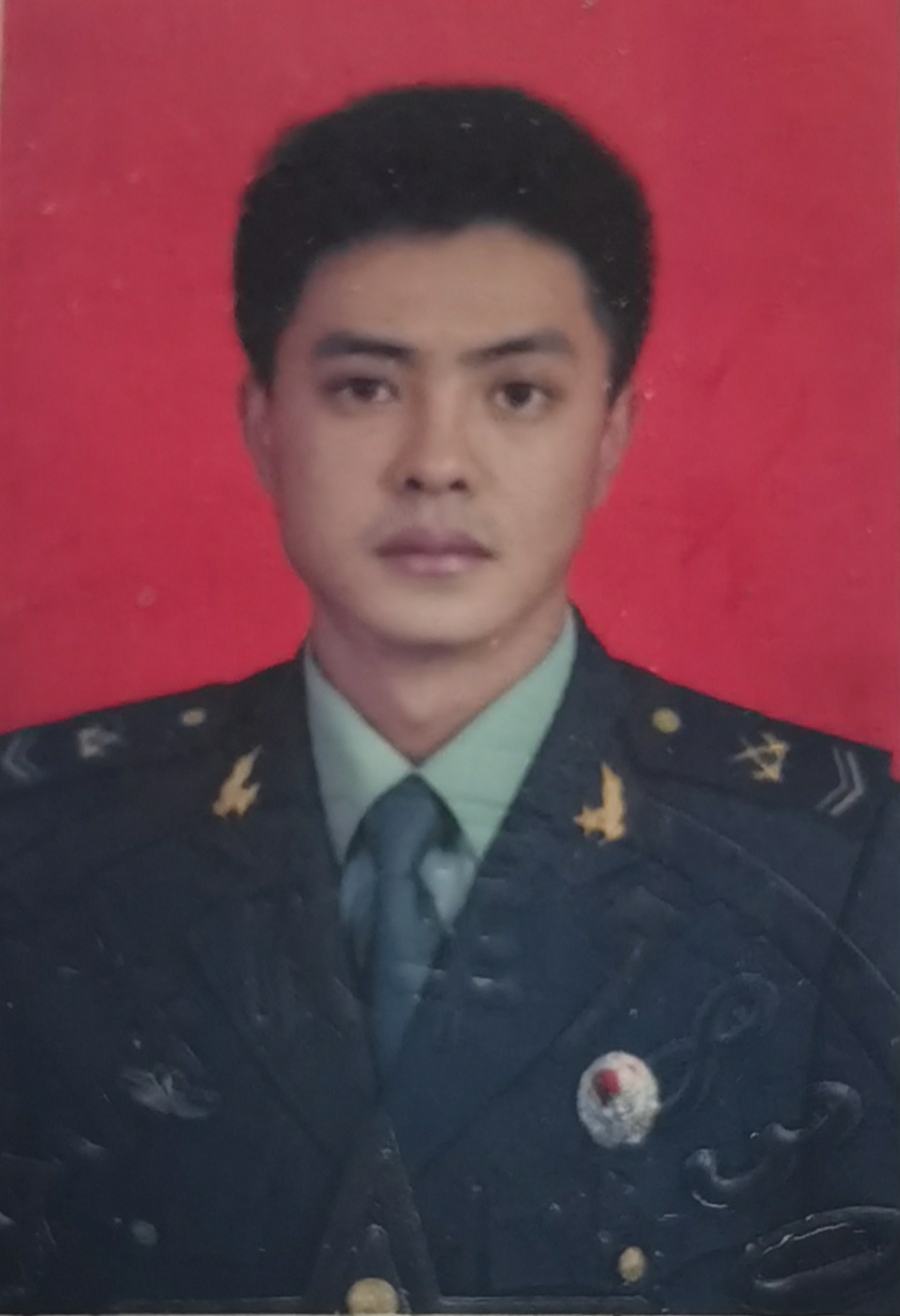 走失者照片 寻四川泸州籍战友朱涛:冷面热心的班...