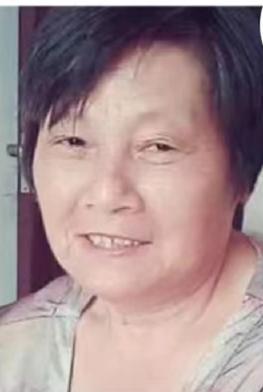 走失者照片 宜宾寻人！七旬老太走失，穿灰色长袖...