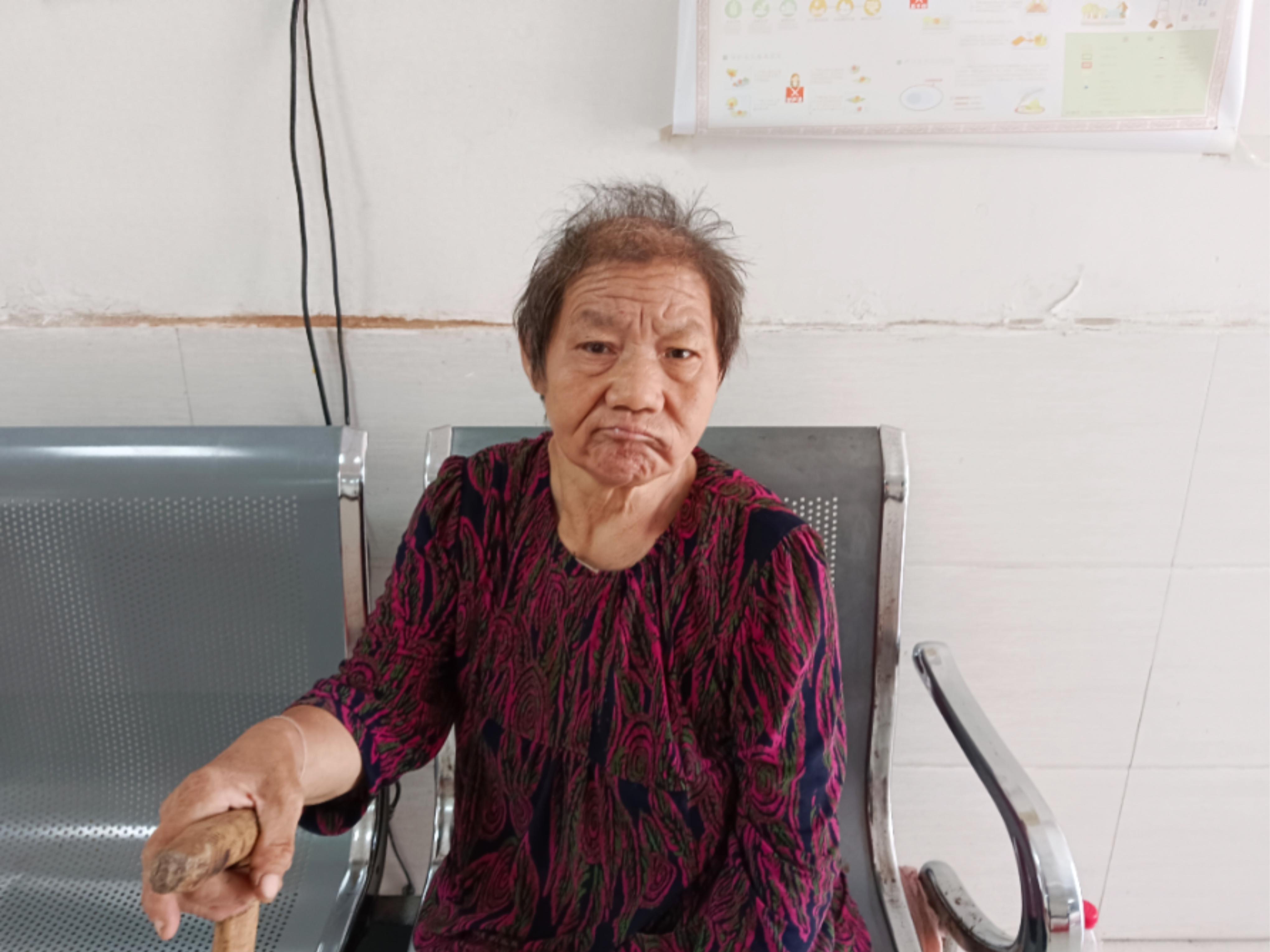 走失者照片 襄阳市枣阳市寻亲：六旬老太被救助，...