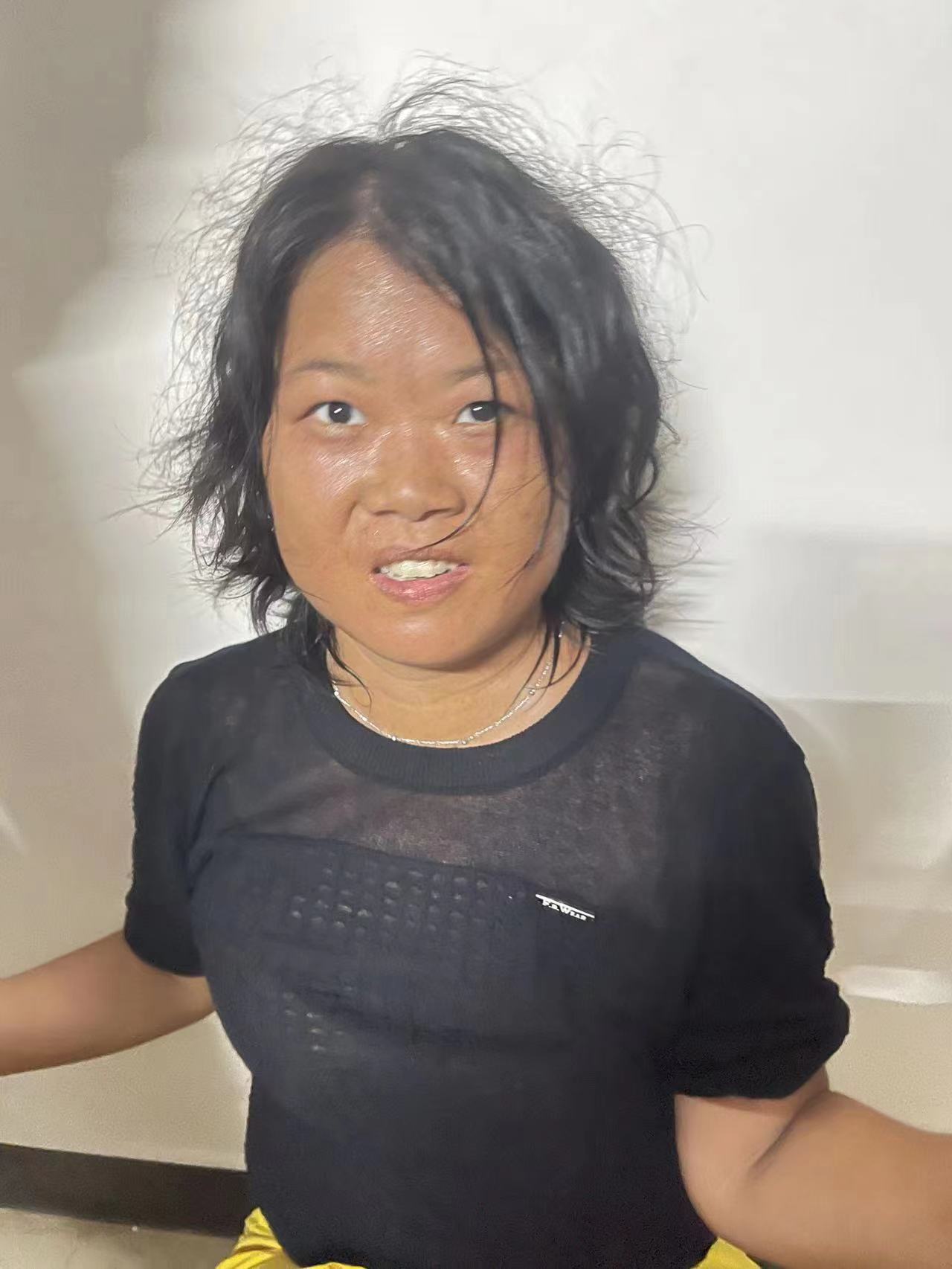 走失者照片 永州寻亲！祁阳中年女子被救助，短发...