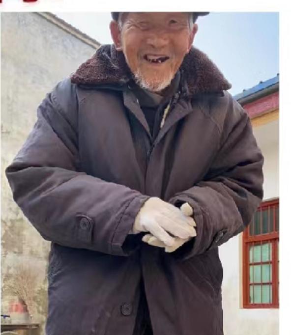 走失者照片 商丘急寻：九旬老人失联，骑脚蹬三轮...