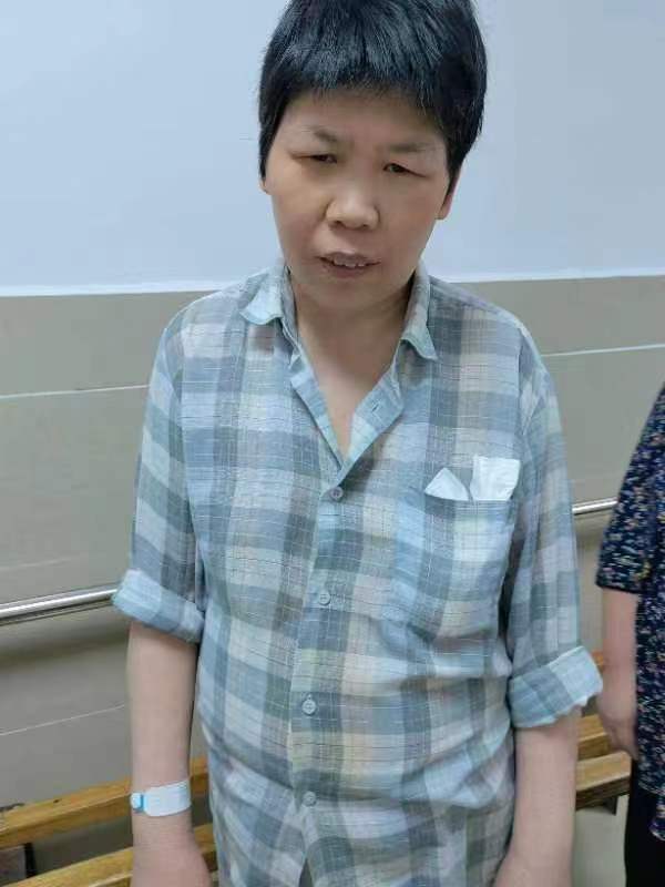 走失者照片 黔东南凯里寻亲：中年女子被救助，自...
