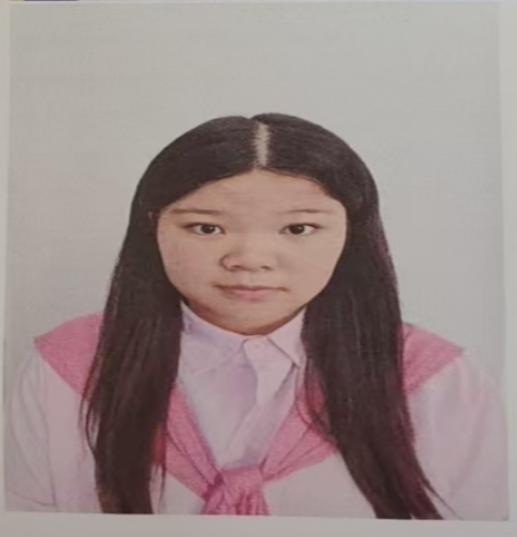 走失者照片 重庆市寻亲：青年女子被救助，额头有...