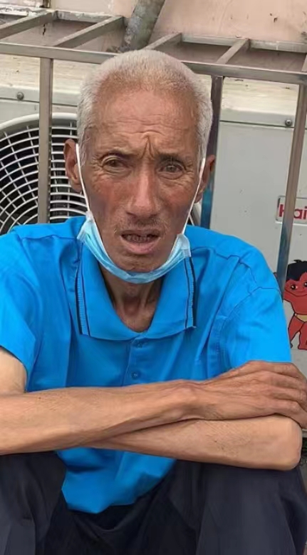走失者照片 帮他回家：齐齐哈尔六旬老人被救助，...