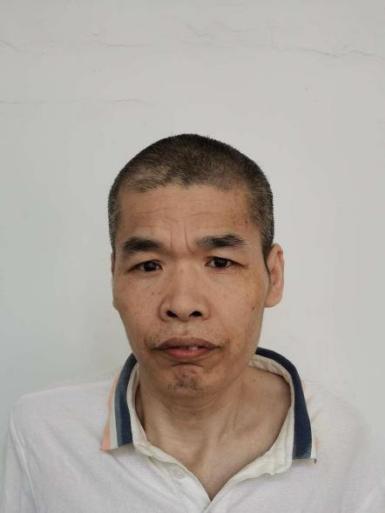 走失者照片 廊坊寻亲：中年男子被救助，自述叫钱...