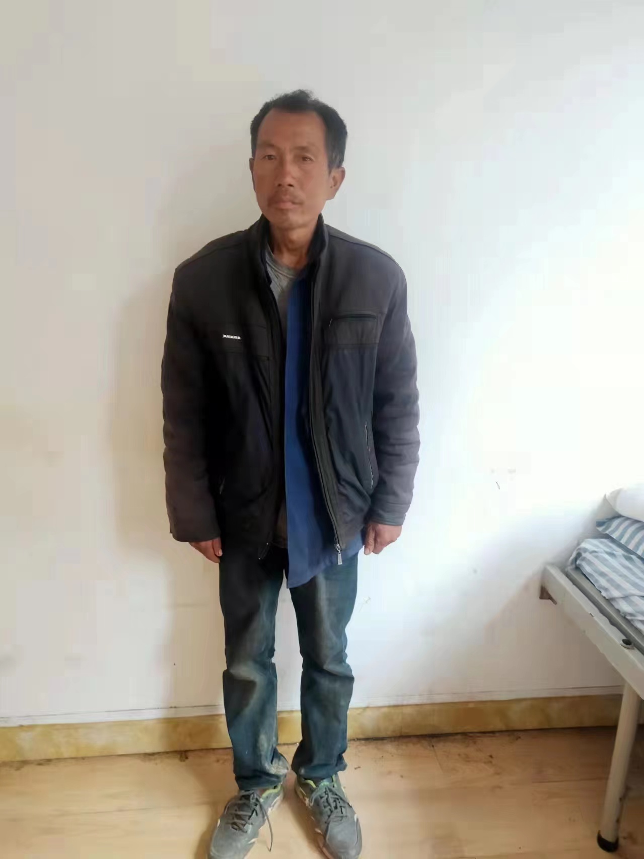 走失者照片 黔南州寻亲：五旬男子被救助，自述叫...