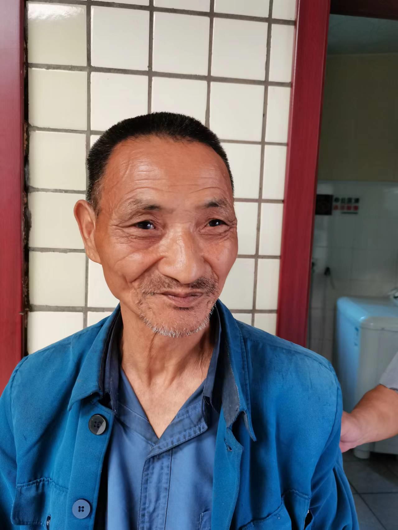走失者照片 重庆寻亲：六旬老人被救助，川渝口音...