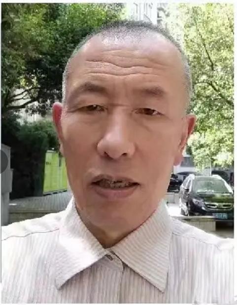走失者照片 晋中急寻：六旬老人失联，穿深蓝色上...