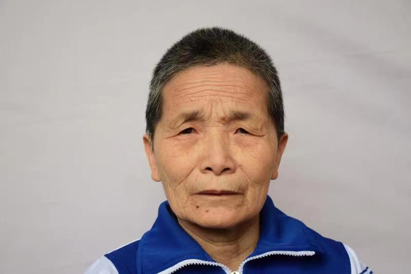 走失者照片 厦门寻亲：七旬老太被救助多年，自述...