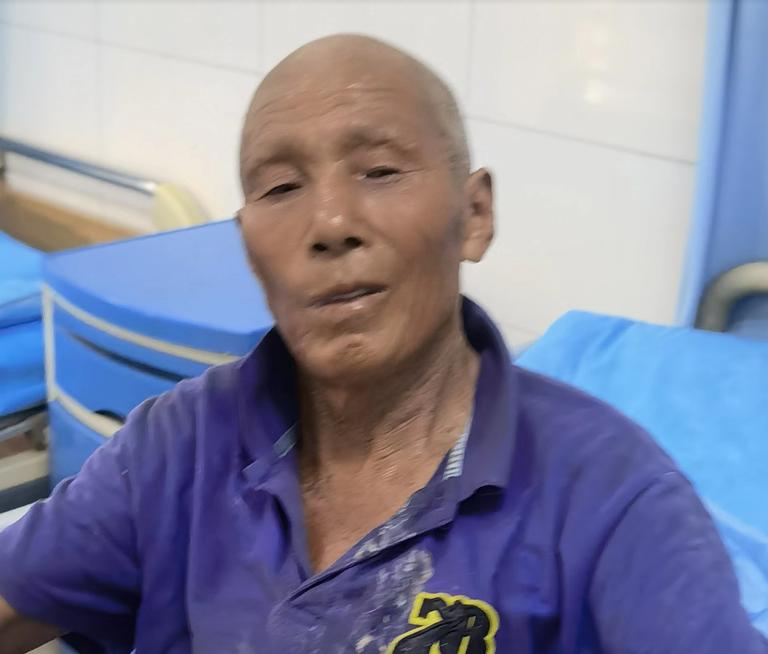 走失者照片 济南寻亲：六旬老人被救助，高1米7...