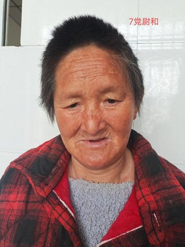 走失者照片 开封寻亲：六旬老太被救助，高1米5...