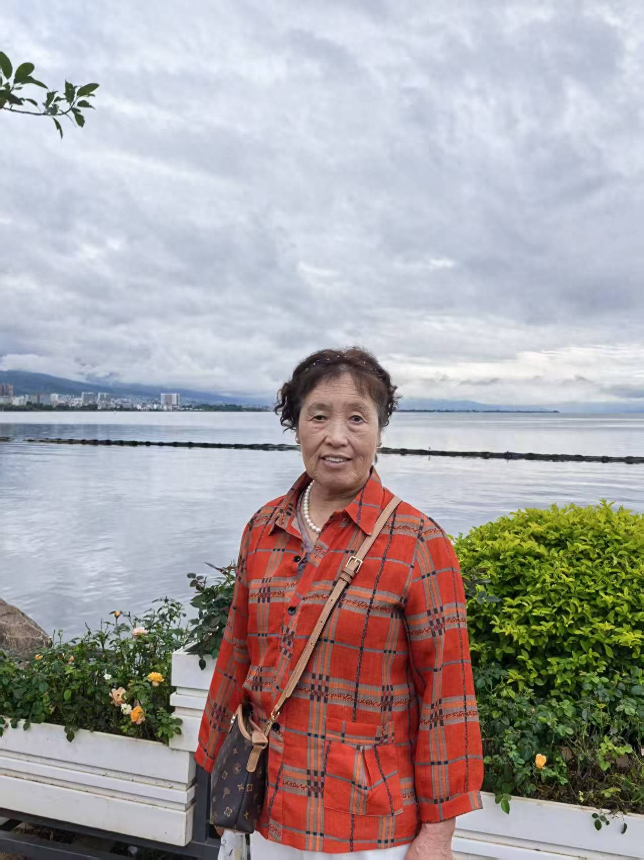走失者照片 宝鸡市寻人：六旬老太走失，患脑梗，...