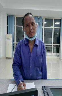 走失者照片 绵阳寻亲：五旬男子被救助，穿蓝色衬...