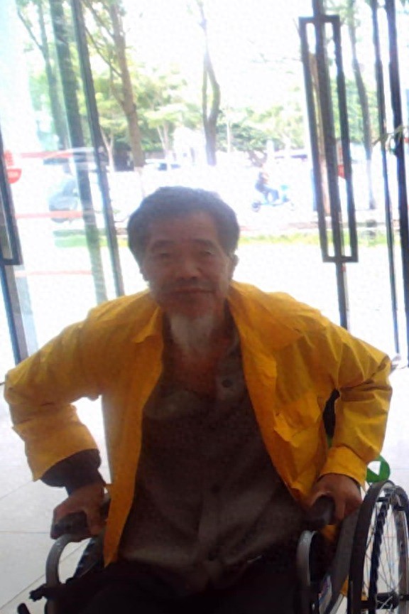 走失者照片 昆明市寻亲：七旬老人被救助，自述叫...