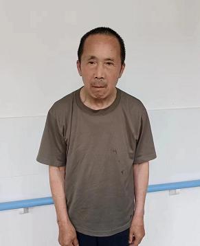 走失者照片 安庆寻亲：六旬老人被救助，精神异常...