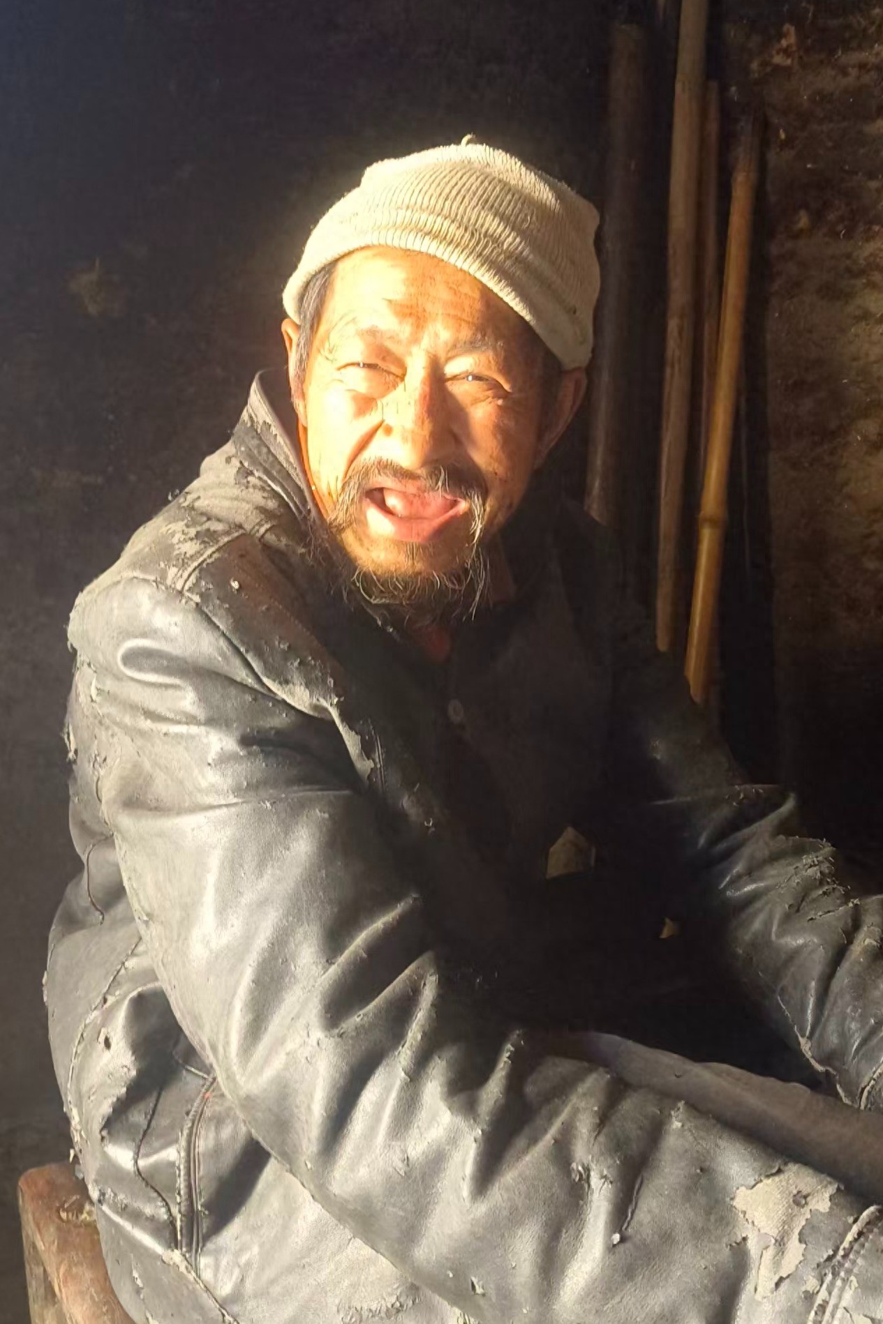 走失者照片 安康市旬阳市寻亲：六旬老人被救助，...